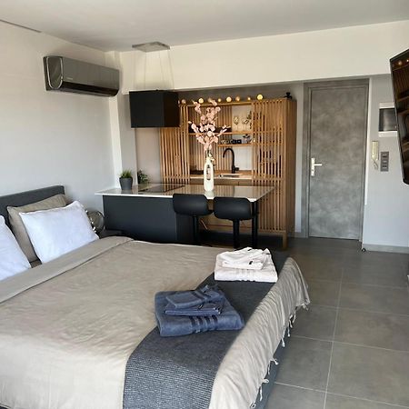 Loft Spa Greece - Enjoy Our Jacuzzi Kalamata Ngoại thất bức ảnh