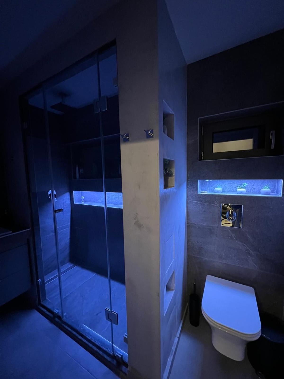 Loft Spa Greece - Enjoy Our Jacuzzi Kalamata Ngoại thất bức ảnh