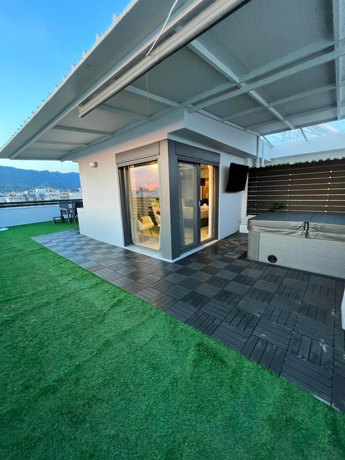 Loft Spa Greece - Enjoy Our Jacuzzi Kalamata Ngoại thất bức ảnh
